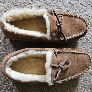 LL Bean Slippers - Approx Size 11